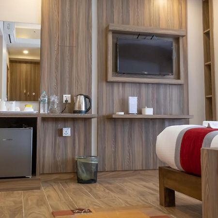 Hotel Pushkar Pokhara Eksteriør billede
